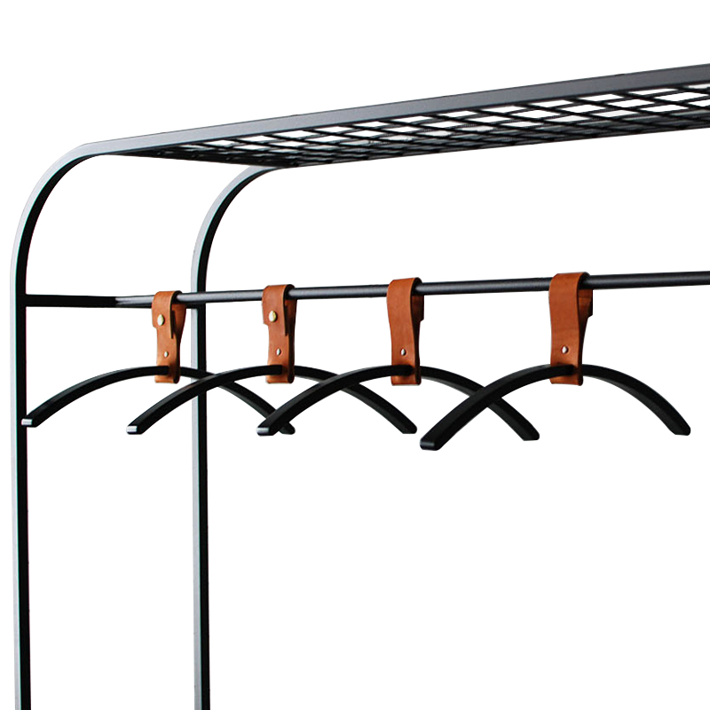 Плечики для одежды Amos Black Clothes Hanger Черный Коричневый в Уфе | Loft Concept 