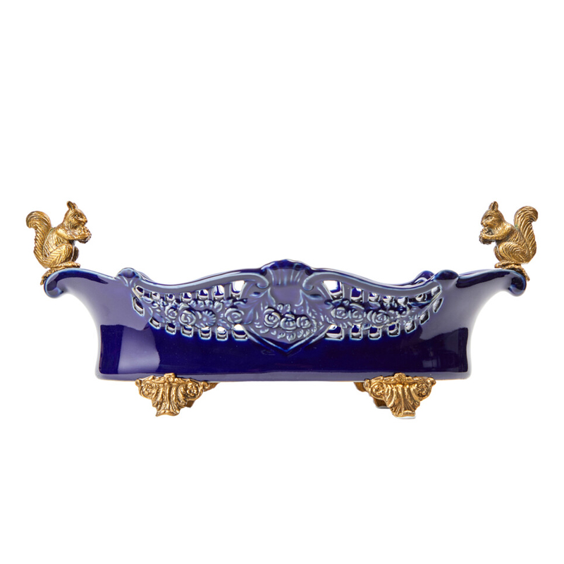 Чаша темно-синего цвета из фарфора с бронзовыми фигурками белок Eden Garden porcelain and bronze Темно-синий Бронза Чаша темно-синего цвета из фарфора с бронзовыми фигурками белок Eden Garden porcelain and bronze Темно-синий Бронза в Уфе | Loft Concept