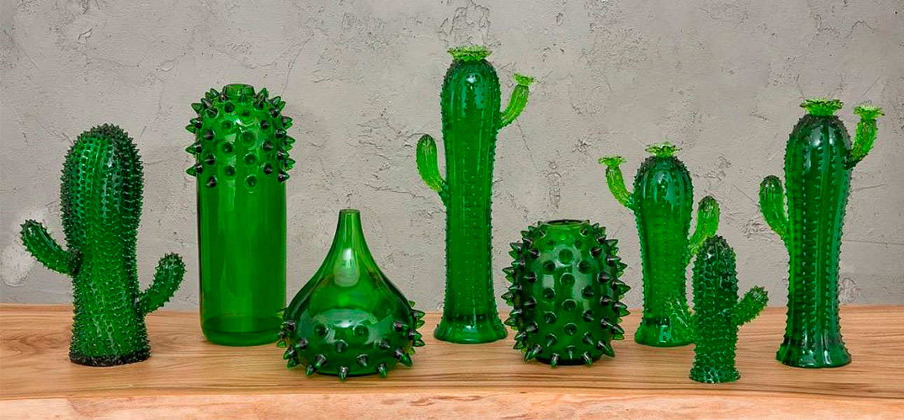 Ваза кактус зеленый стекло Adrian - фото
