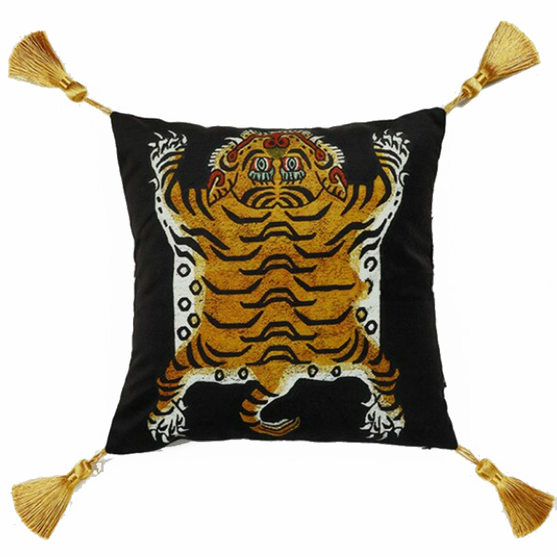 Черная Подушка Тибетский Тигр TIBETAN TIGER Бежевый Черный в Уфе | Loft Concept 