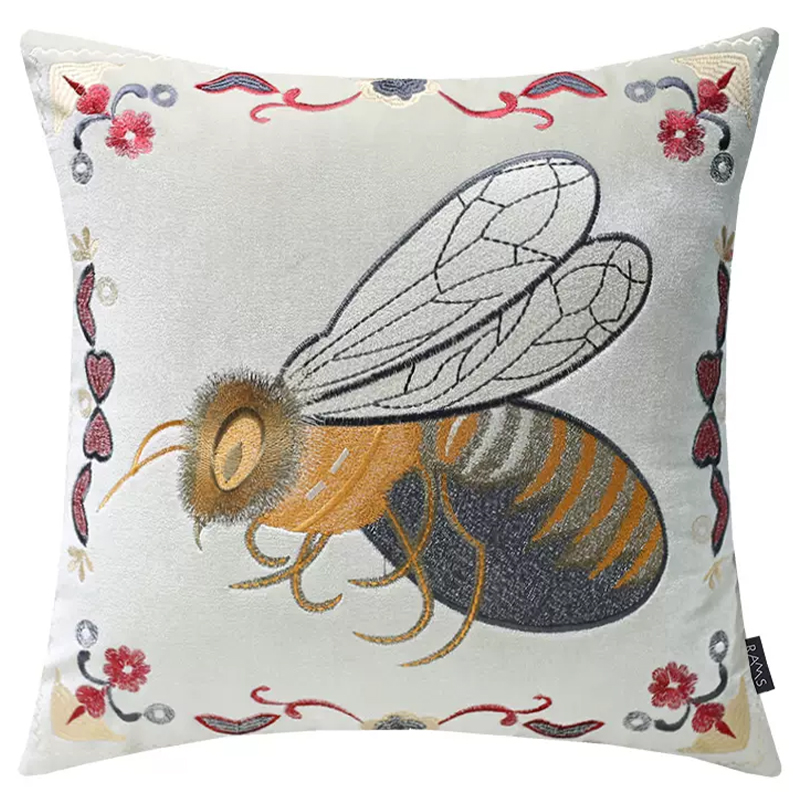 Декоративная подушка с вышивкой Пчела Стиль Gucci Bee Pillow Бежевый Мульти в Уфе | Loft Concept 