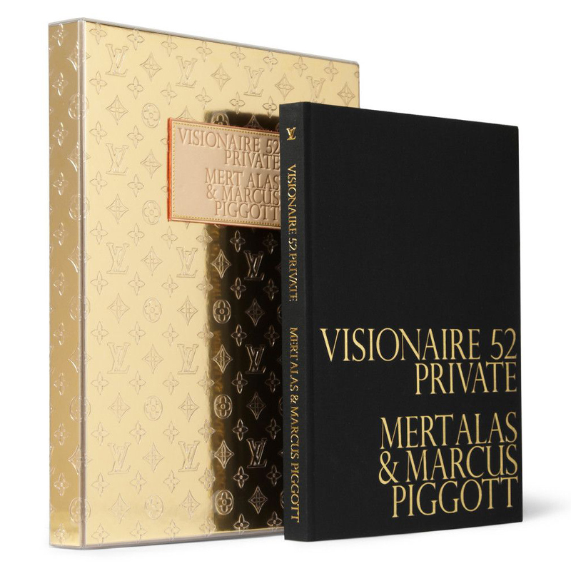 Книга VISIONAIRE 52 PRIVATE LOUIS VUITTON  в Уфе | Loft Concept 