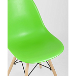 Пластиковый стул на ножках из массива бука Eames Light Green варинант исполнения - 2 | Loft Concept в Уфе