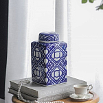 Ваза прямоугольной формы с крышкой и геометрическим узором в сине-белых цветах Blue & White Ornament  варинант исполнения - 6 | Loft Concept в Уфе