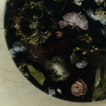 Круглый поднос из эпоксидной смолы с цветами черный Epoxy Resin Flowers Tray Black варинант исполнения - 4 | Loft Concept в Уфе