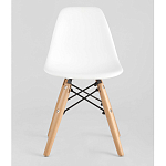 Пластиковый стул на ножках из массива бука Eames Small White варинант исполнения - 4 | Loft Concept в Уфе
