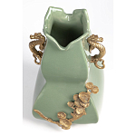 Ваза зеленого цвета из фарфора с бронзовыми ручками в виде драконов и рельефным цветочным декором Eden Garden porcelain and bronze варинант исполнения - 6 | Loft Concept в Уфе
