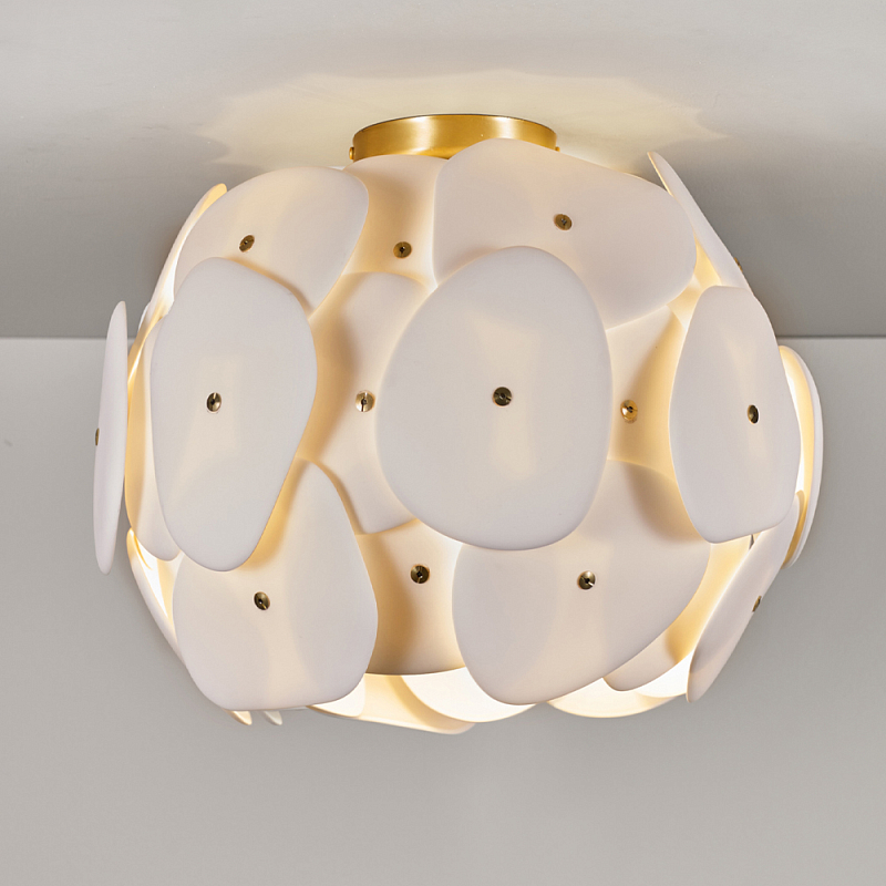 Потолочный светильник в форме шара с плафоном из белых овальных пластин Original BTC (UK) Золотой Белый в Уфе | Loft Concept 