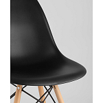 Пластиковый стул на ножках из массива бука Eames Black варинант исполнения - 2 | Loft Concept в Уфе