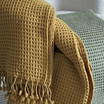 Плед из шерсти цвета охры с бахарамой Waffle Comfort варинант исполнения - 5 | Loft Concept в Уфе