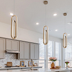 Подвесной светильник золотого цвета с двумя вытянутыми овальными рамками в форме скрепки Eurofase варинант исполнения - 8 | Loft Concept в Уфе