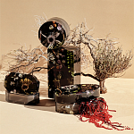 Шкатулка из эпоксидной смолы с цветами черная Epoxy Resin Square Box Black варинант исполнения - 3 | Loft Concept в Уфе