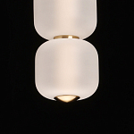 Подвесной светильник с 3-мя округлыми матовыми плафонами из белого стекла Golden Swirl варинант исполнения - 7 | Loft Concept в Уфе