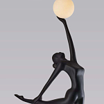 Торшер черная статуэтка Девушка Girl Carries Light Balls варинант исполнения - 2 | Loft Concept в Уфе