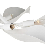 Потолочный светильник с плафонами в виде белых лепестков Delicate Flower варинант исполнения - 1 | Loft Concept в Уфе