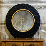 Зеркало в черной фактурной раме с золотым кантом Summon the Light варинант исполнения - 4 | Loft Concept в Уфе