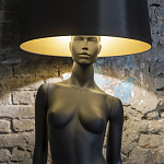 Лампа MANNEQUIN LAMP с абажуром изгибы тела варинант исполнения - 6 | Loft Concept в Уфе