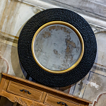 Зеркало в черной фактурной раме с золотым кантом Summon the Light варинант исполнения - 5 | Loft Concept в Уфе