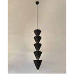 Подвесной светильник светодиодный в виде ряда черных металлических конусов  Herringbone варинант исполнения - 1 | Loft Concept в Уфе