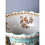 Ваза из голубого фарфора с рисунком птиц и цветов и декоративными элементами Blue Garden варинант исполнения - 8 | Loft Concept в Уфе