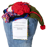 Подушка из джинсовой одежды и вязания Heart&Brain варинант исполнения - 3 | Loft Concept в Уфе