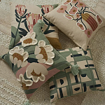 Подушка с цветочным принтом Blooming Elegance Lily варинант исполнения - 5 | Loft Concept в Уфе