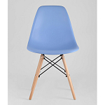 Пластиковый стул на ножках из массива бука Eames Blue варинант исполнения - 4 | Loft Concept в Уфе