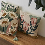 Подушка с цветочным принтом Blooming Elegance Lily варинант исполнения - 7 | Loft Concept в Уфе