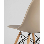 Пластиковый стул на ножках из массива бука Eames Beige варинант исполнения - 3 | Loft Concept в Уфе