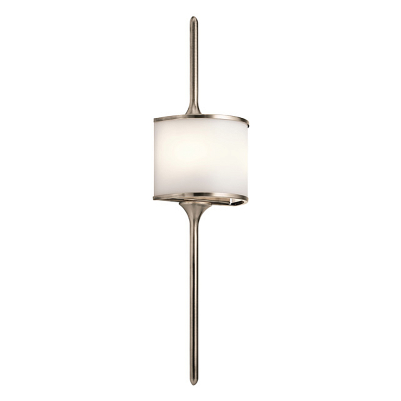 Бра вертикальное с белым полукруглым плафоном и длинным стержнем L Kichler Хром Белый Латунь Серебряный в Уфе | Loft Concept 