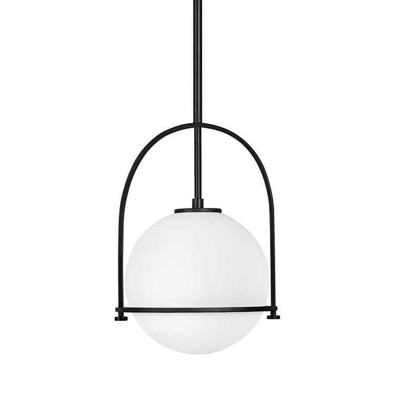 Подвесной светильник с белым плафоном в форме шара в арочной подвеске Hinkley Латунь Белый Черный Никель в Уфе | Loft Concept 
