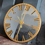 Часы настенные зеркальные с золотым металлическим циферблатом Mirror Tower Clock варинант исполнения - 4 | Loft Concept в Уфе