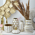 Ваза белая с рельефной поверхностью и золотыми полосами Vase Beehive варинант исполнения - 7 | Loft Concept в Уфе