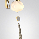 Бра с шарообразным плафоном из белого стекла с подвеской из камня Agatelle варинант исполнения - 5 | Loft Concept в Уфе