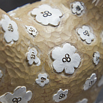 Статуэтка курица с белым цветочным узором и металлическими ножками Rustic Chicken варинант исполнения - 2 | Loft Concept в Уфе