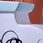 Ваза плоская белая с абстрактными черными линиями в форме лиц Faces of Imagination варинант исполнения - 5 | Loft Concept в Уфе