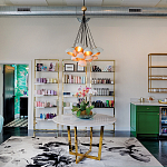 Люстра с 15-ю белыми  плафонами с золотой внутренней поверхностью Hinkley варинант исполнения - 4 | Loft Concept в Уфе