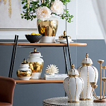 Ваза белая с крышкой и золотистыми фрагментами Chinoiserie Ceramics варинант исполнения - 3 | Loft Concept в Уфе