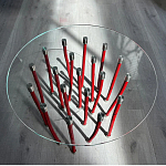 Дизайнерский журнальный стол с круглой прозрачной столешницей и основанием в виде красных металлических тросов Wires варинант исполнения - 1 | Loft Concept в Уфе