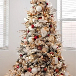 Заснеженная Новогодняя Ель с золотыми листьями и цветами в комплекте варинант исполнения - 1 | Loft Concept в Уфе