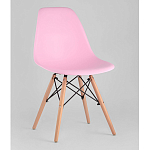 Пластиковый стул на ножках из массива бука Eames Pink варинант исполнения - 1 | Loft Concept в Уфе