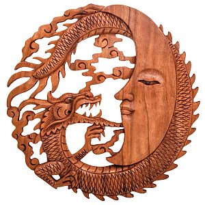 Панно из дерева дракон и луна Panel With Animals