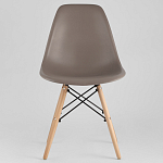 Пластиковый стул на ножках из массива бука Eames Cappuccino варинант исполнения - 3 | Loft Concept в Уфе