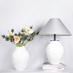 Декоративная ваза белая керамическая с абстрактным объемным декором Molecule Collection варинант исполнения - 4 | Loft Concept в Уфе