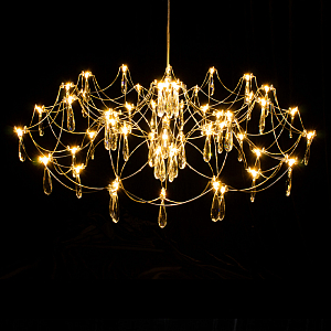 Люстра подвесная округлой формы с хрустальными подвесками и тонкими металлическими нитями Золото Диаметр 88 см Quasar