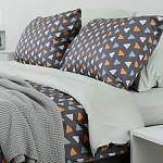 Постельное белье из сатина с принтом треугольники 150х200 см Triangular Dreams варинант исполнения - 7 | Loft Concept в Уфе