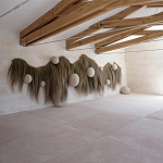 Большая дизайнерская Инсталляция из соломы RAFFIA Installation  варинант исполнения - 6 | Loft Concept в Уфе