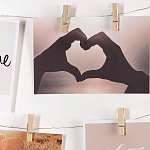 Рамка для фото с подсветкой c 6-ю деревянными прищепками в комплекте Photo Backlight варинант исполнения - 4 | Loft Concept в Уфе