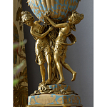 Ваза голубого цвета из фарфора с золотым растительным орнаментом и бронзовыми фигурками женщин Eden Garden porcelain and bronze варинант исполнения - 6 | Loft Concept в Уфе