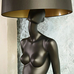 Лампа MANNEQUIN LAMP с абажуром модельный позинг варинант исполнения - 4 | Loft Concept в Уфе